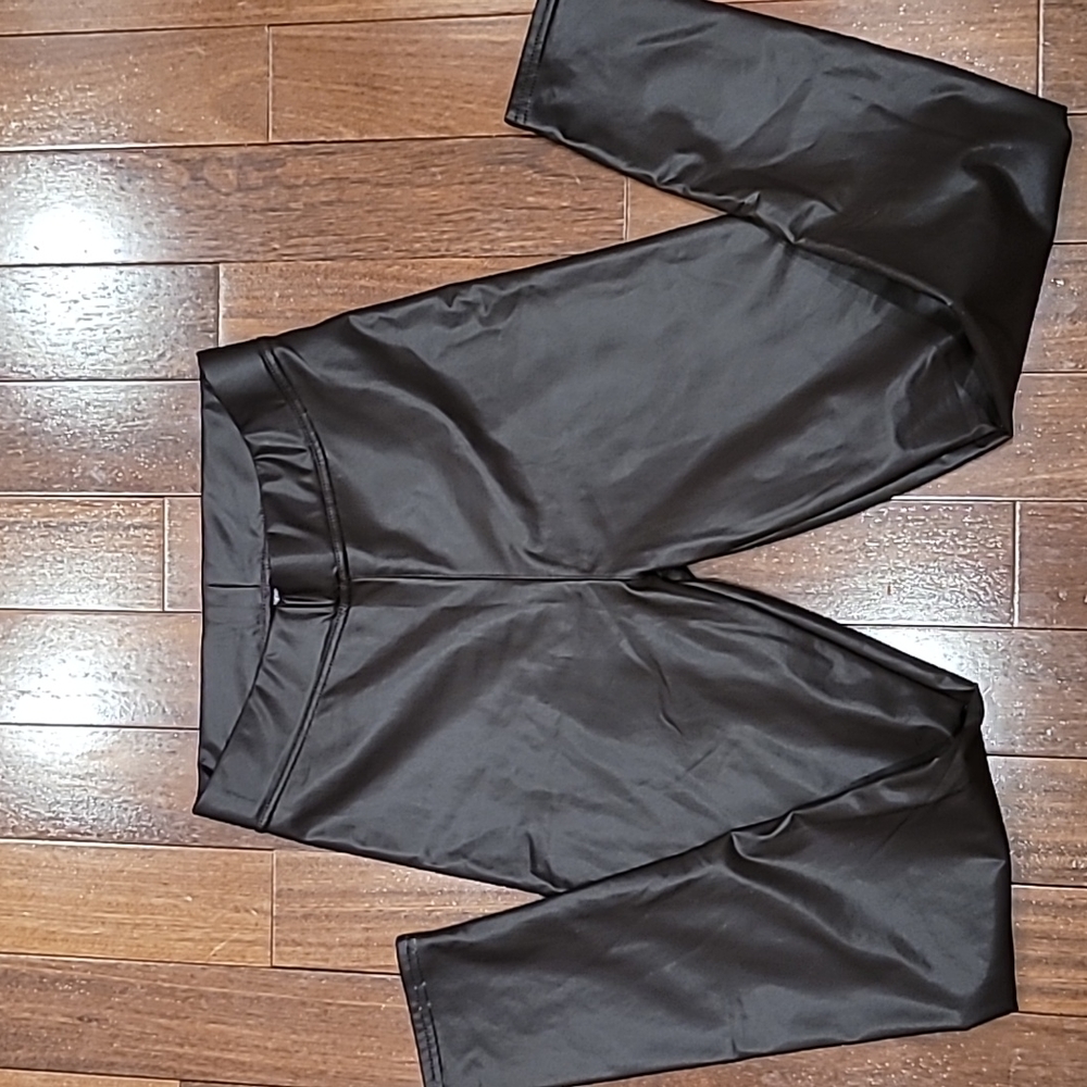 Faux leather leggings